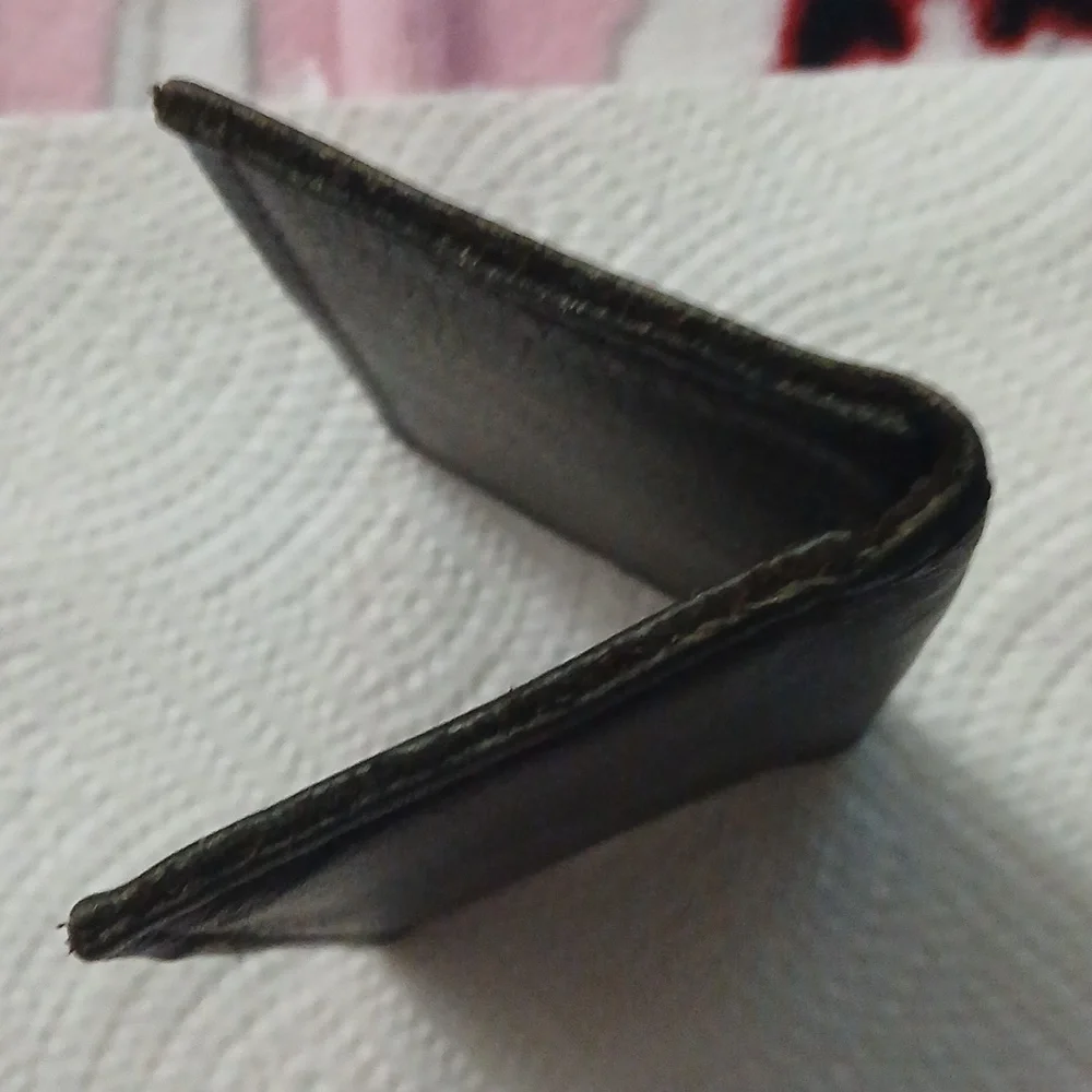 Buffalo Wallet Bifold Vintage Preloved Beautifully Card Size